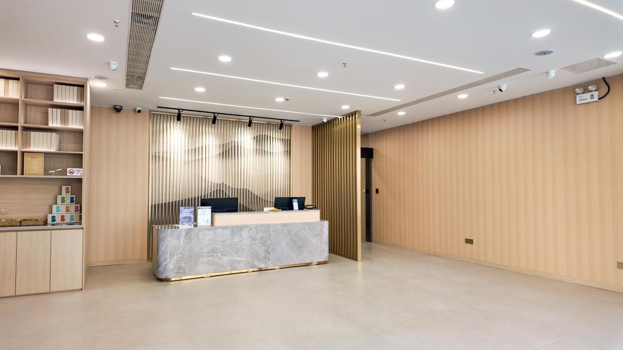 Joyful Star Hotel-free Shuttle Bus To Pudong Airport And Disneyland Hotel Shanghai