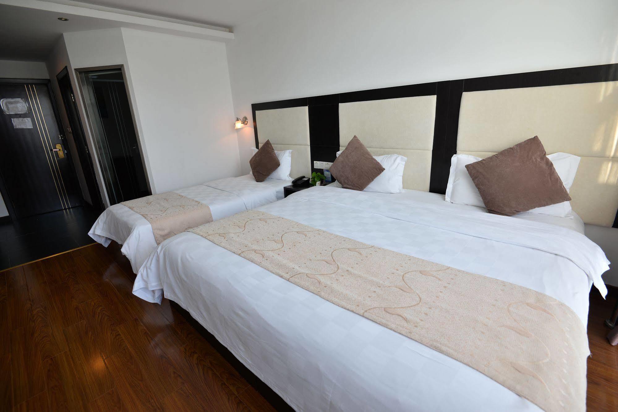 Hotel Joyful Star Hotel-free Shuttle Bus To Pudong Airport And Disneyland Shanghai